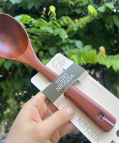 Muôi (muỗng) múc thức ăn bằng gỗ Rose Wood LocknLock F00090